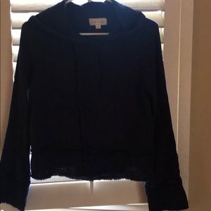 Light weight navy top